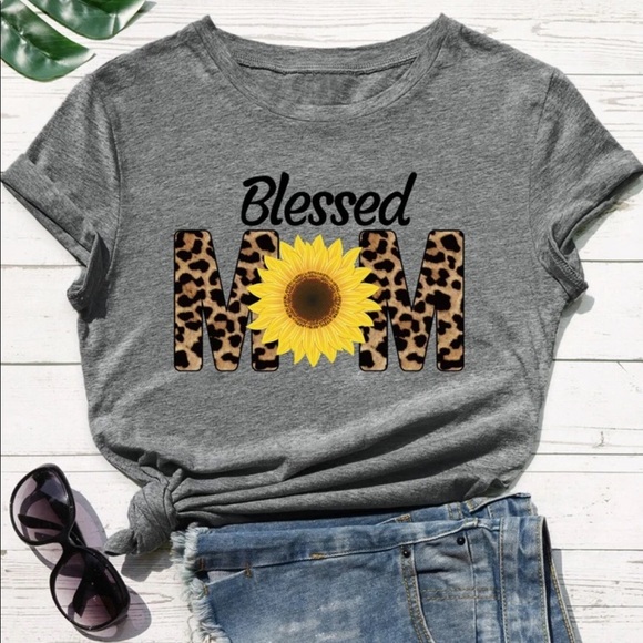 Tops - ❌Not For Sale❌ 🆕 XL “Blessed Mom” Leopard Tee